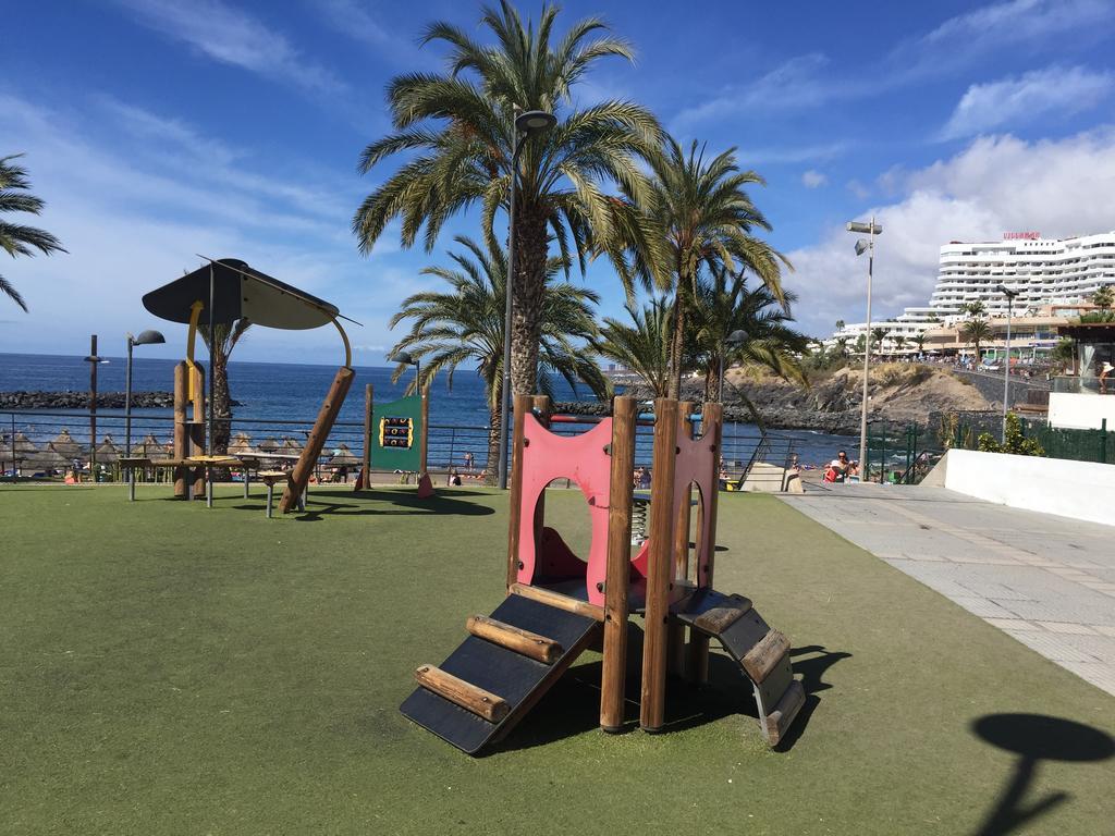 Primera línea de mar ! Wuifi y parking gratis! Costa Adeje  Exterior foto